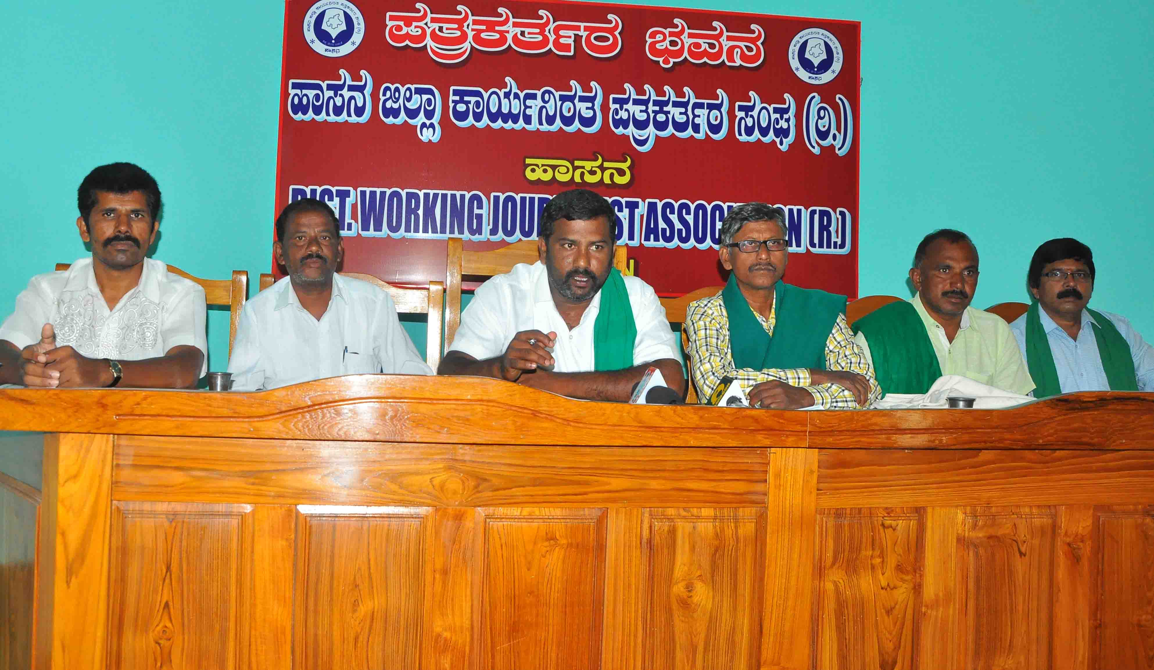 ರೈತರ ಪೂರ್ಣ ಸಾಲಮನ್ನಕ್ಕೆ ಆಗ್ರಹಿಸಿ ಜು.3 ರಂದು ರಾಜ್ಯ ರೈತ ಸಂಘ ಪ್ರತಿಭಟನೆ: ಕೊಟ್ಟೂರು ಶ್ರೀನಿವಾಸ್